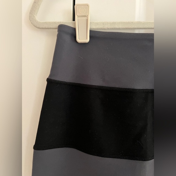 NWOT Lululemon Yoga Over Skirt Coal / Black | Sz 6 | Rare | Vintage | Midi Skirt - Picture 12 of 13
